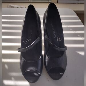 Black Open Toed Pumps